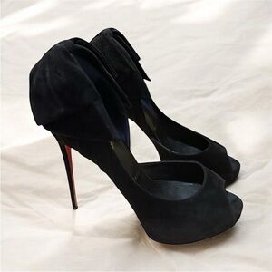 Christian Louboutin Rabakate Alta 120
mm suede bow heels RETAIL 995